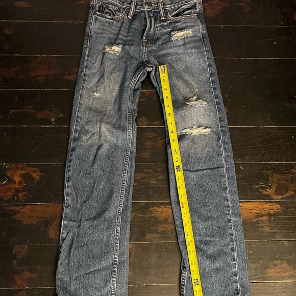 Abercrombie & Fitch Kids Classic Straight Distressed Jeans - Picture 7 of 8